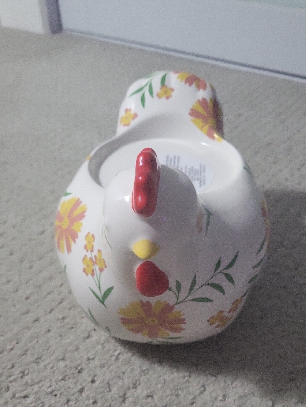 Bath & Body Works Chicken Candle Holder in White, Yellow & Pink - Picture 2 of 8